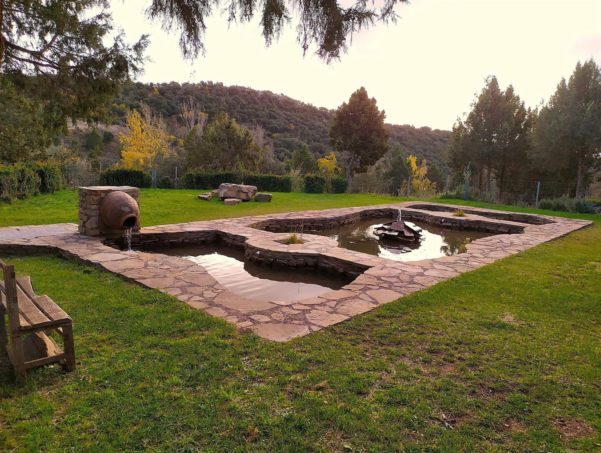Camping Casa Fausto Cerca De Dinopolis Formiche Alto Exterior photo
